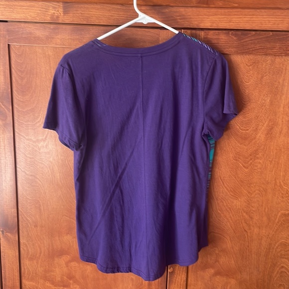 Two Gear Dry Tek size M tee shirt - Picture 3 of 3